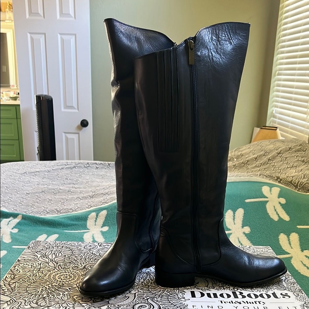 Boots Women's Black Heeled Boots